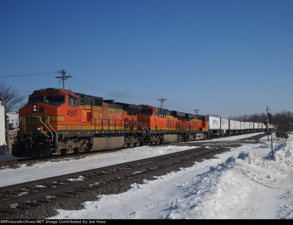 BNSF 4587 West